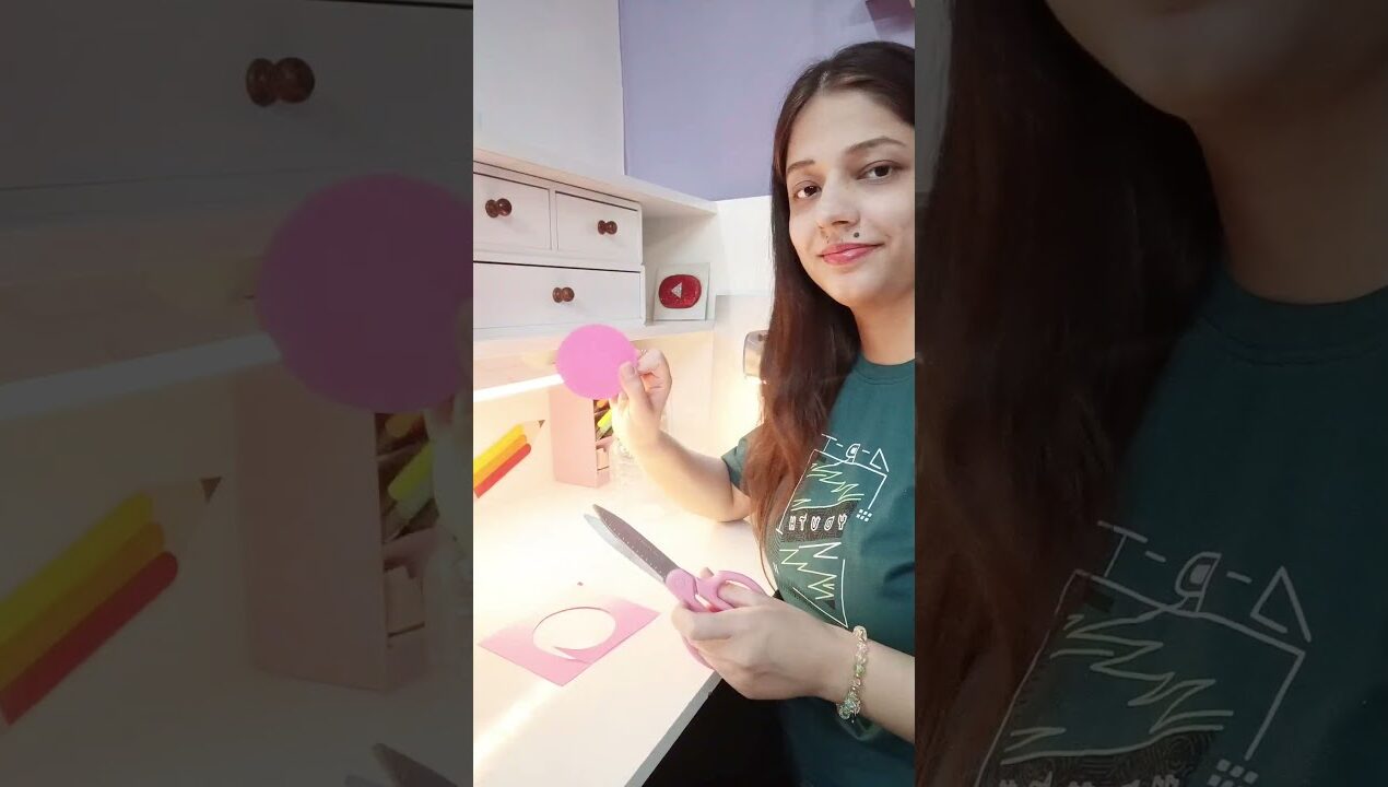 Bottle se Pen Stand ? Possible? #shorts #ytshorts #diy #craft #artandcraft