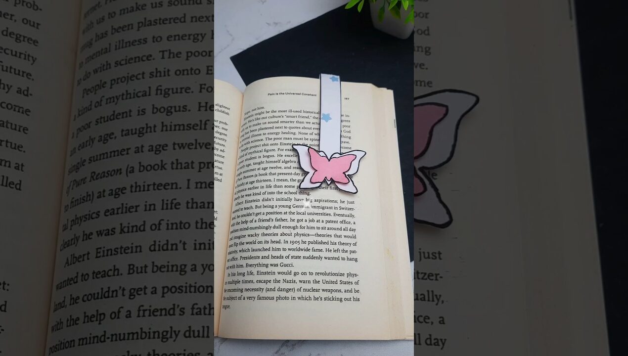 DIY Butterfly Bookmark 🦋✨ Easy Paper Craft|Cute|Aesthetic Craft |Easy handmade #shorts #diy #craft
