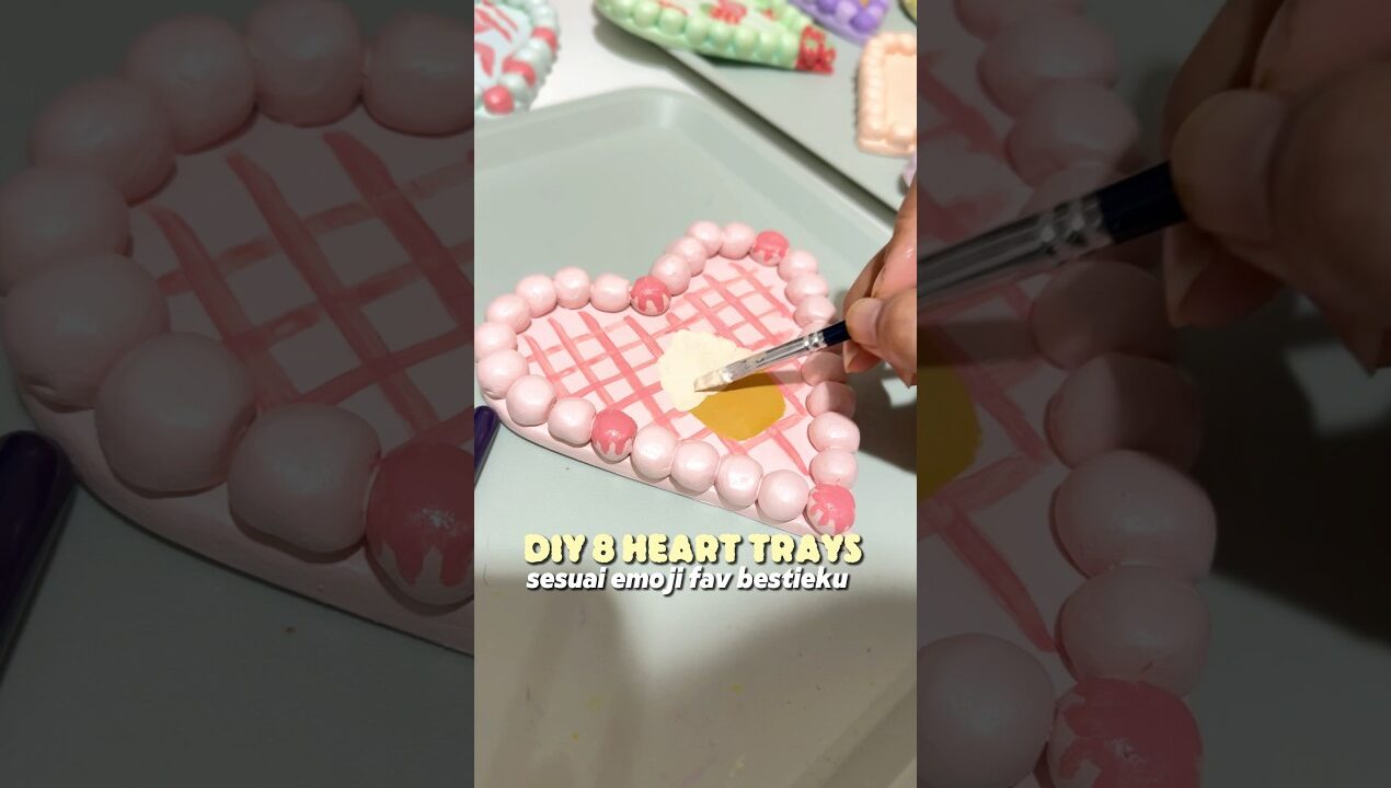 DIY 8 HEART TRAYS buat BESTIE2KU 👀🩵 dilukis sesuai emoji fav mereka 🤏 #tiranissya #diy