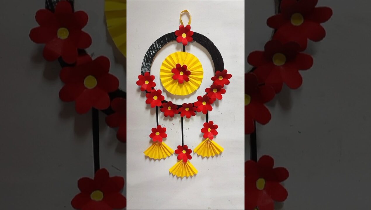 Beautiful Paper Wall Hanging / DIY Wall Hanging Craft #shorts #youtubeshorts #homedecor #craft #diy