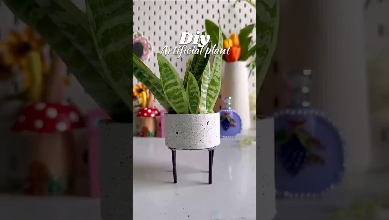 Diy artificial plants ☘️ 😱 #diyideas #diy #diycrafts #handmade #shorts #trending @misscrafty01