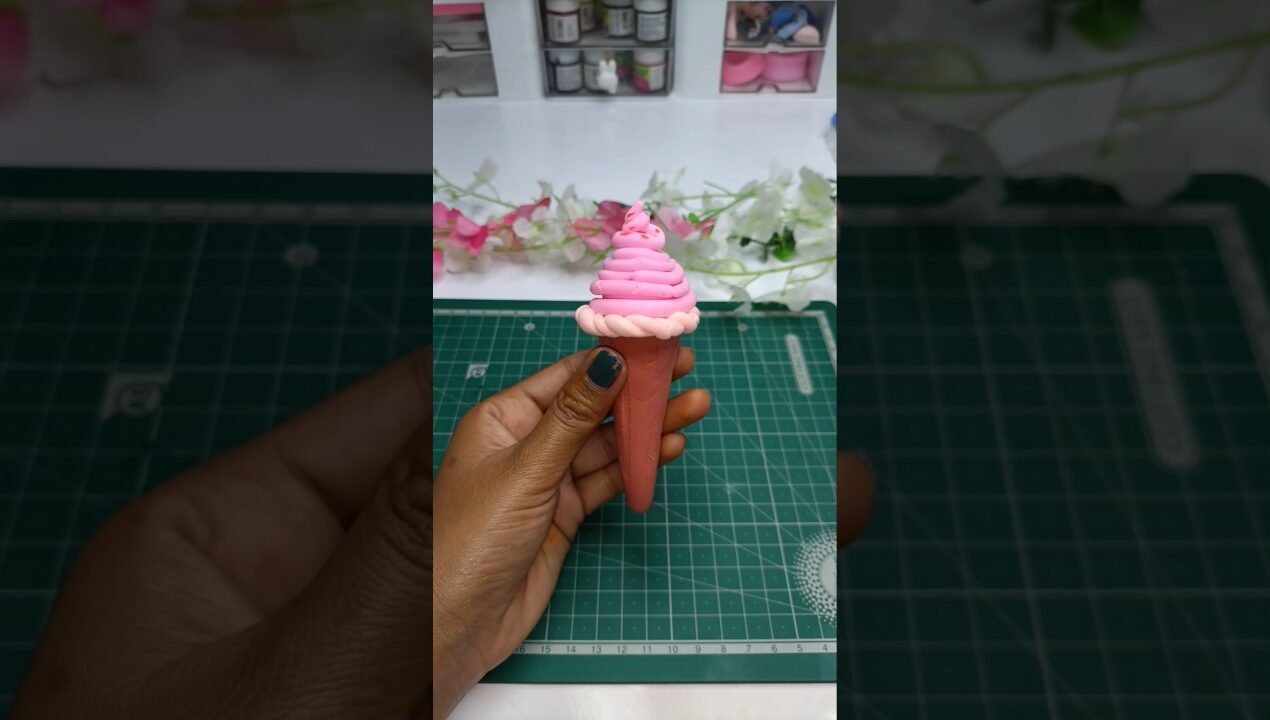 Diy icecream with super clay😱 Subscribe🙏🏼 #diy #shorts #trend #short #icecream