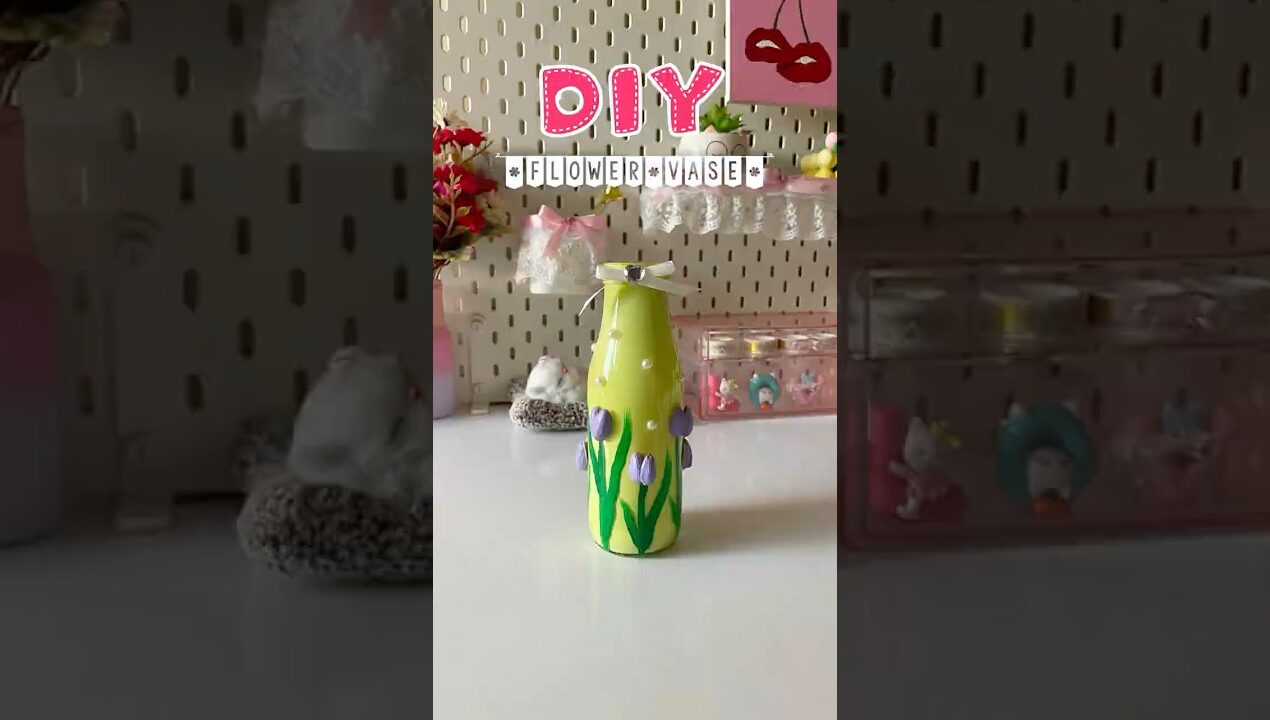 🌷 DIY Decorative Bottle Vase |Aesthetic Home Decor Idea #shorts #viralshort #trending #diy