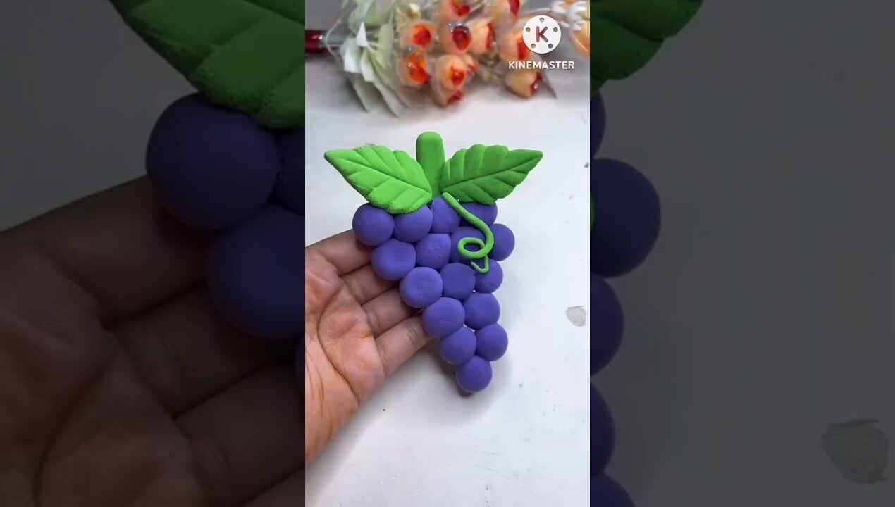 DIY idea 💞 how to make easily Grapes banano🎄#diy #trend #painting #shots #craft