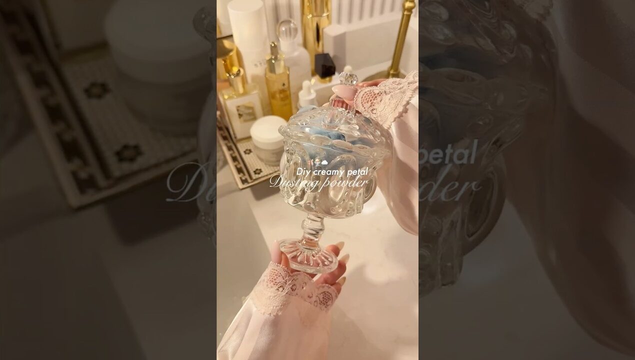 🩰☁️🍨Diy dusting powder #dustingpowder #perfume #diy #selfcare #bodycare #girlythings #bodypowder