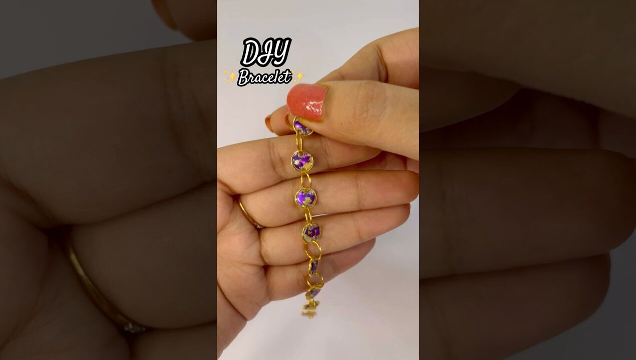 DIY bracelet ❤️| #diy #bracelet #resinart #craftideas | Muskan Bhola |