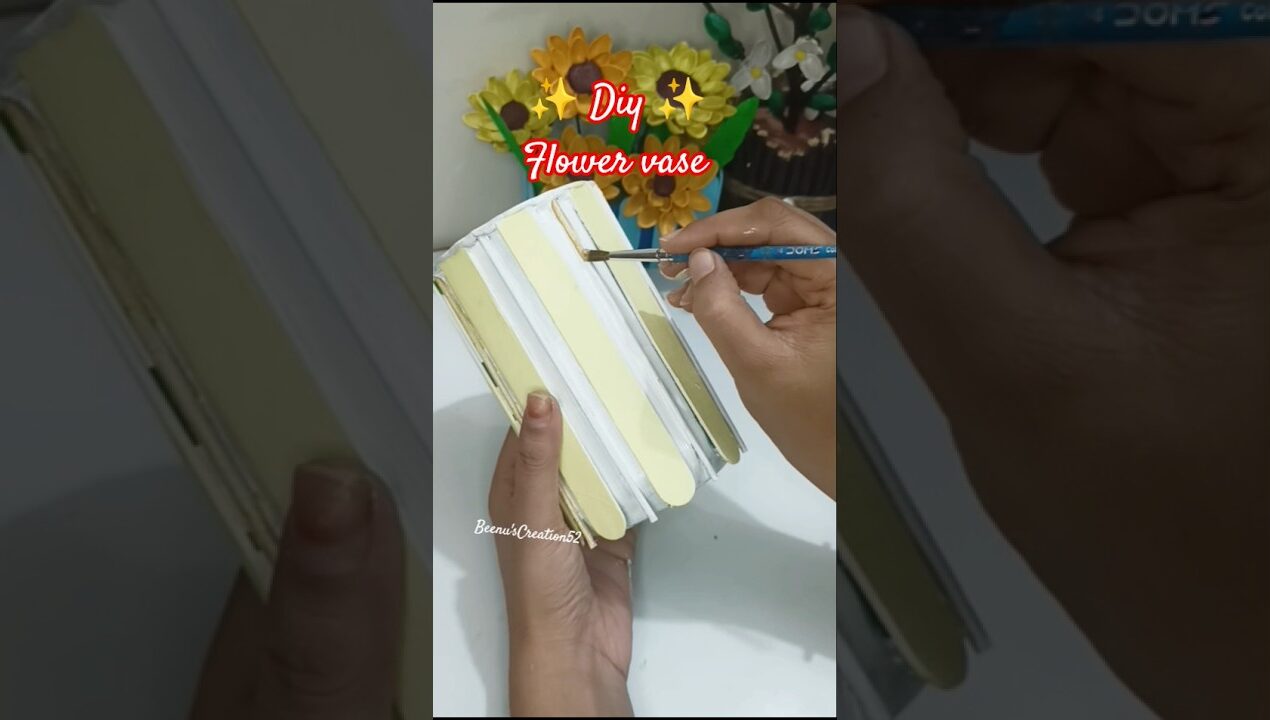 Diy Flower vase with Waste bottle 😱 / Waste bottle craft ideas #diy #shorts #craft #viral