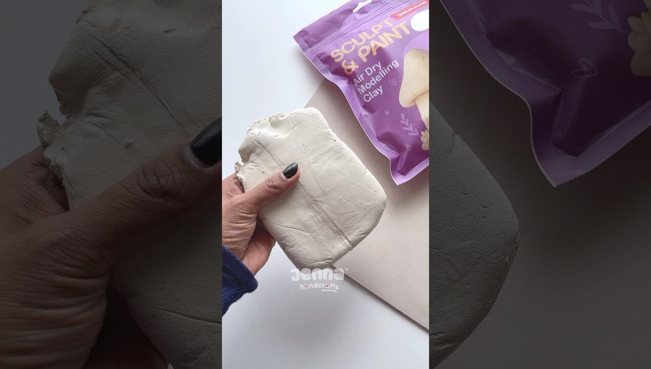 Phone Holder with Jenna Sculpt Clay #shorts #jennahandcrafts