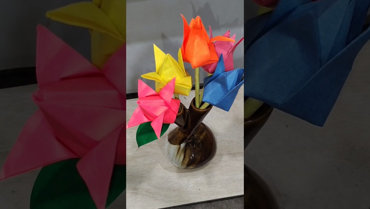 Tulip 🌷 flower making with paper #diy tulip flower craft ideas #paper flower making ideas#papercraft