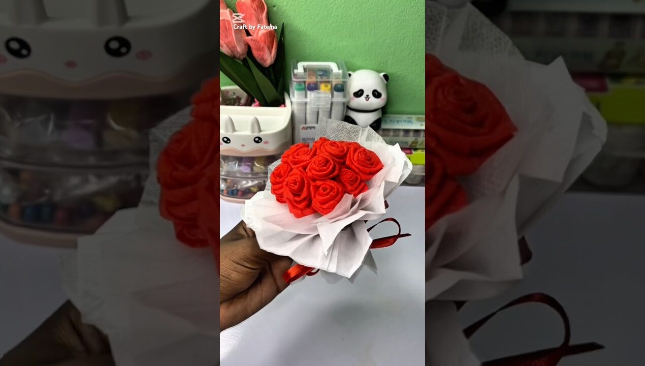 How to make a flower bouquet 💐 #diy #craft #flowers #shorts #viral #fyp