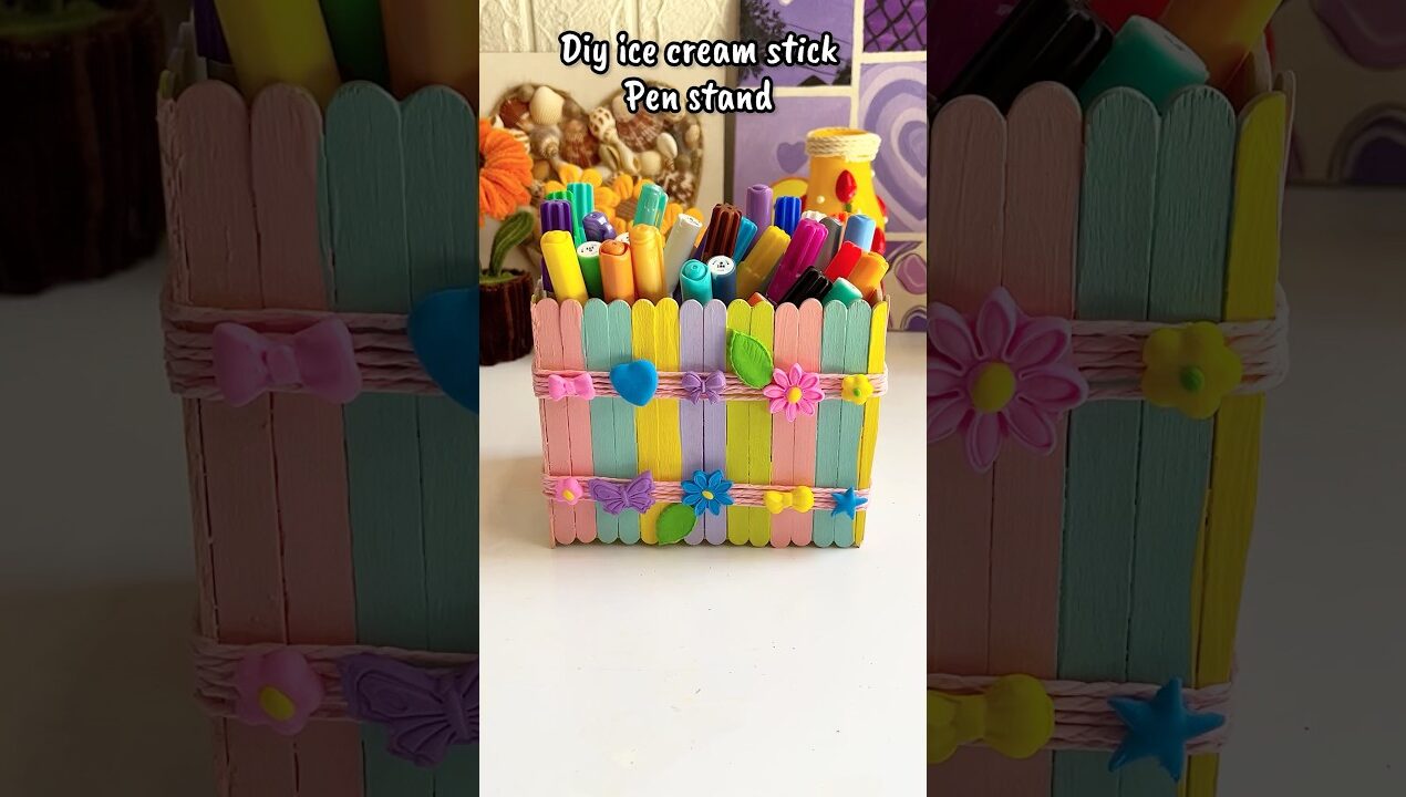 Diy pen holder | ice cream stick craft 🧿🩷 #penholder #craft #craftideas #youtubeshorts #artscraft