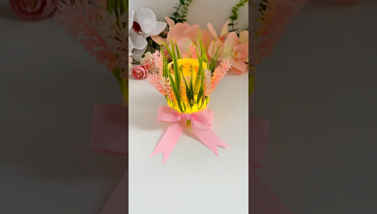 Adorable Floral Candle Holder DIY 🌸✨#DIYDecor #HandmadeIdeas #CreativeDIY #HomeCraft #CozyVibes