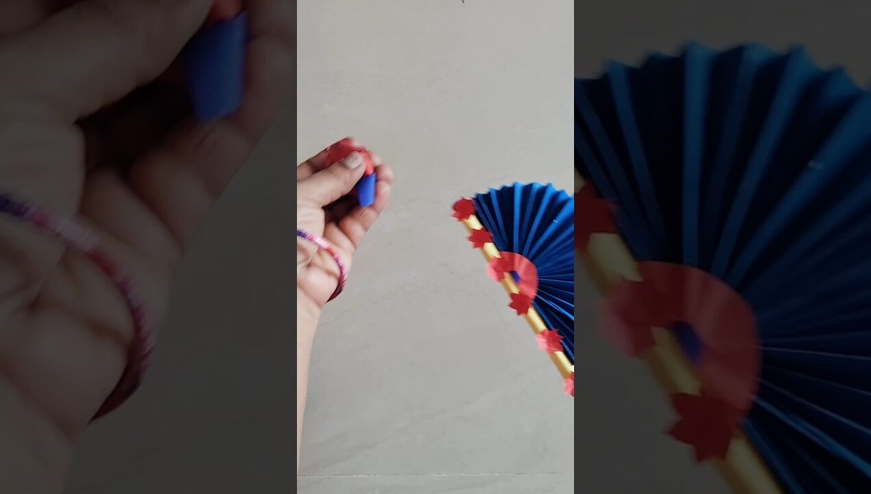 Super Easy Paper Fan Craft 💙 | 20 Sec DIY #Shorts
