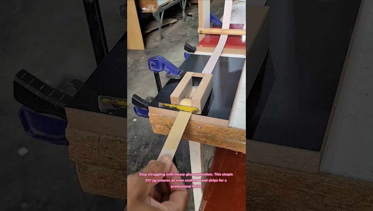 Brilliant DIY Woodworking Jig For Fast Neat Glue Application #woodworking #tips #tricks #how #diy