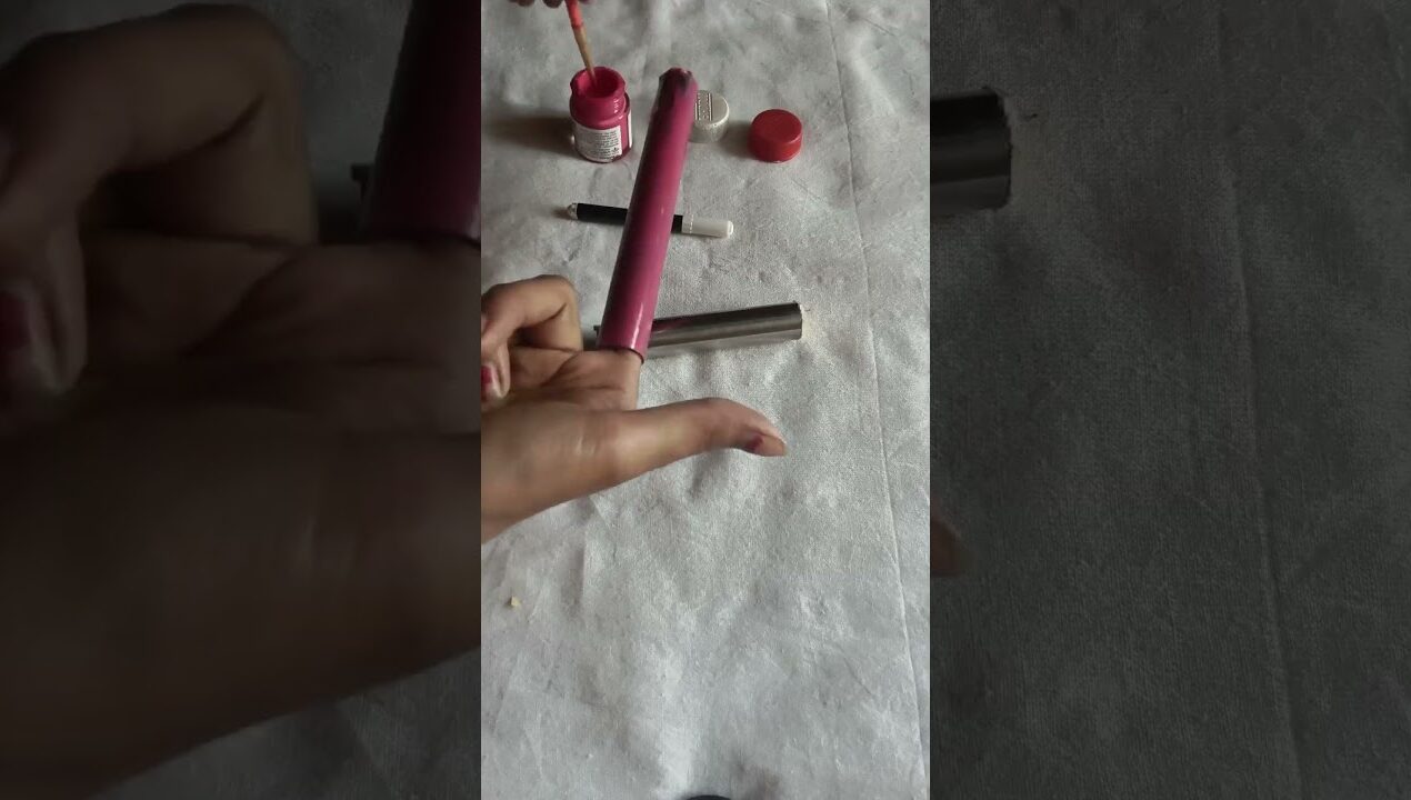 Diy beautiful wall flower🌹vase idea…..♥️#diy #viral #viralvideo #shorts #homemade #homedecor