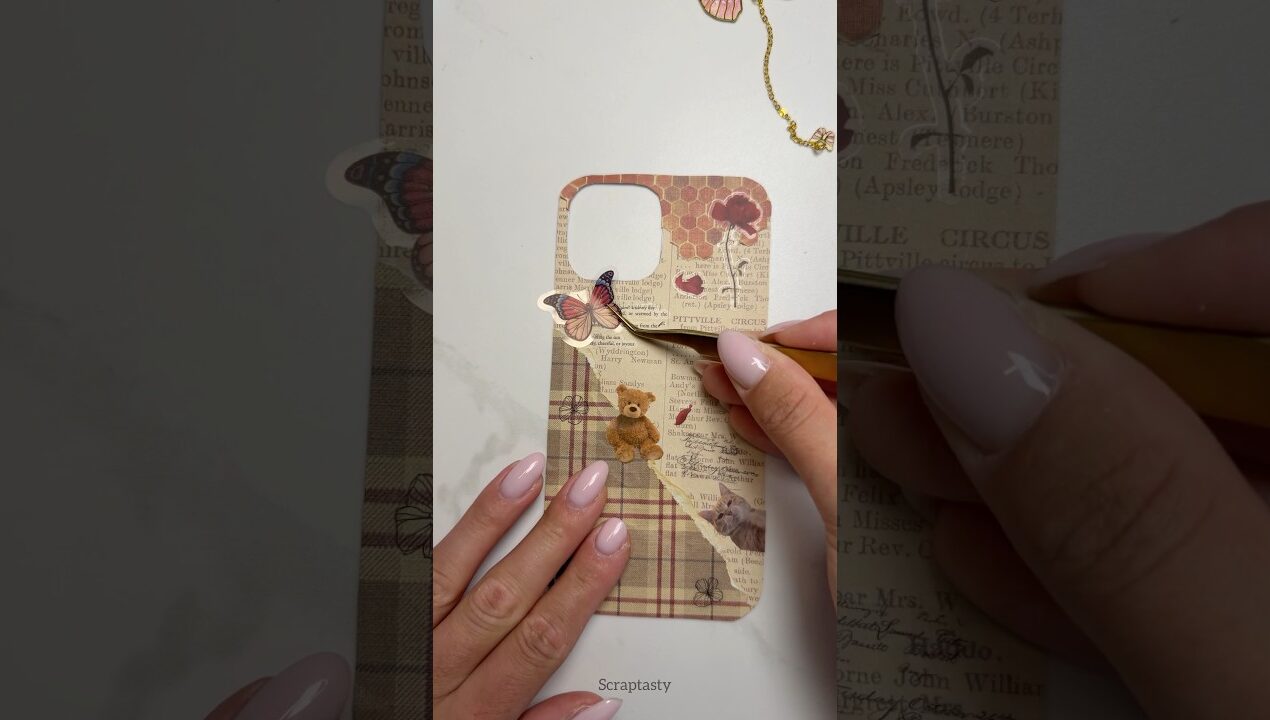 ASMR | Creating a vintage phone case🤎✨ #vintage #scrapbook #phonecase #diy