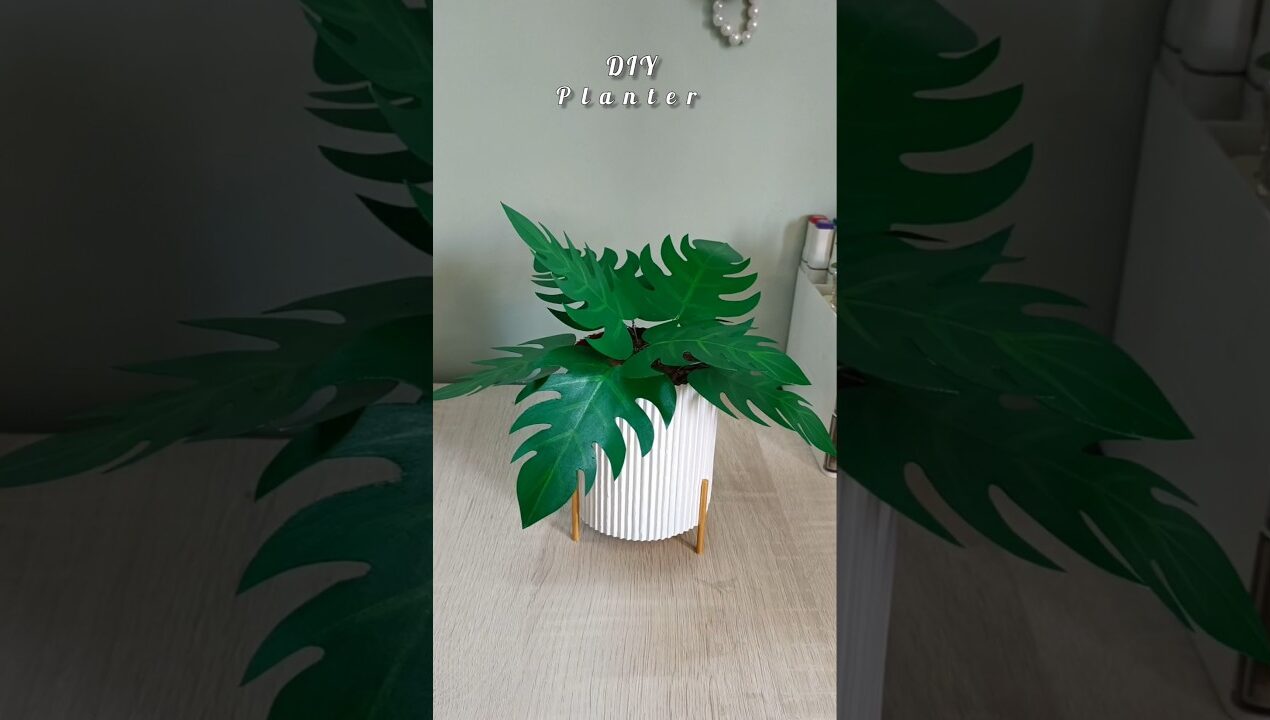 DIY Planter For Decor 😍☘️ #homedecor #diy #planter #trendingshorts #viralshorts #acrylic