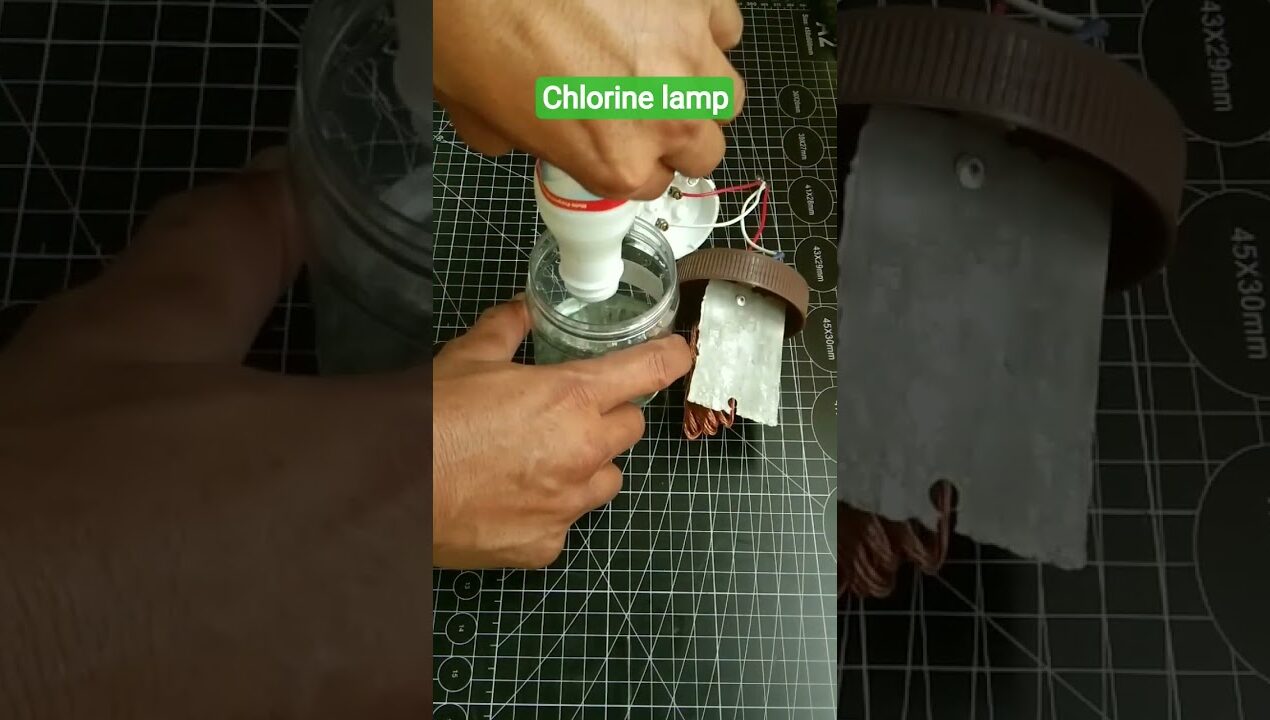 Chlorine lamp emergency light #diy #ideas #experiment #chemistry #howto #emergencylight