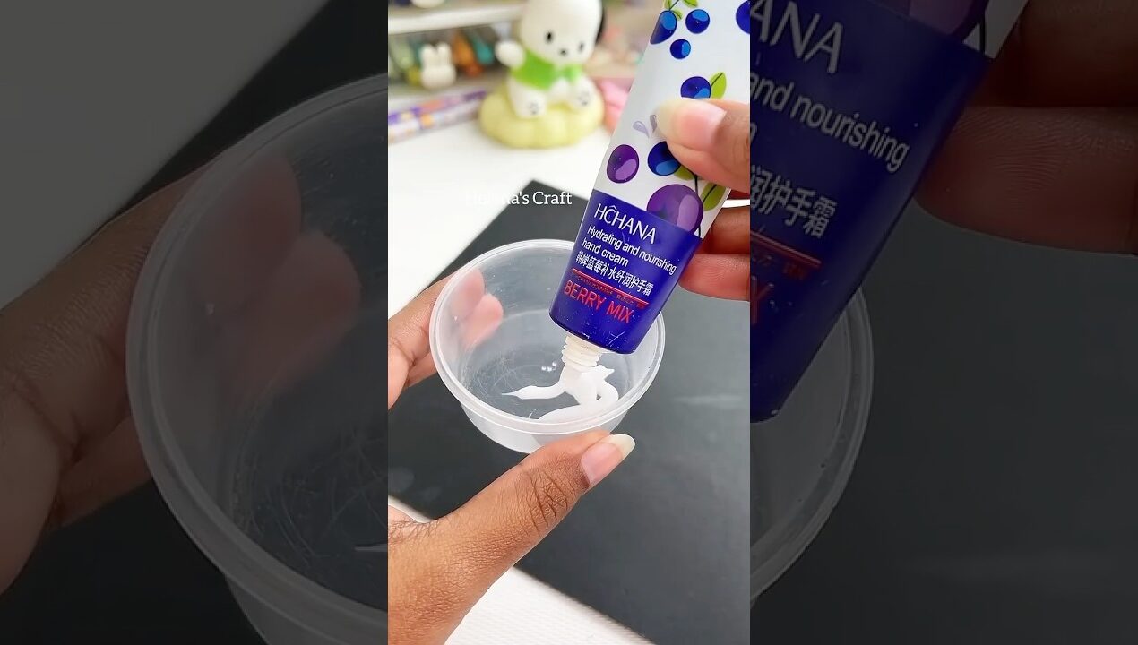 DIY moisture tissue 🤩 #diy #shorts #craft #helenascraft #diyideas