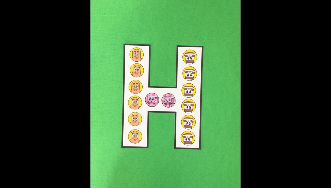 The letter H🐻#glitterdress #color #shorts #art #digitalart #drawing #diy #satisfying #glitter