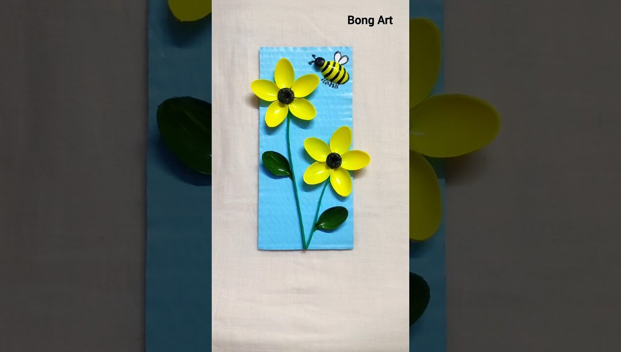 Diy Cardboard Wall Hanging/Plastic Spoons Craft #shorts #wallhanging #bestoutofwaste #youtubeshorts