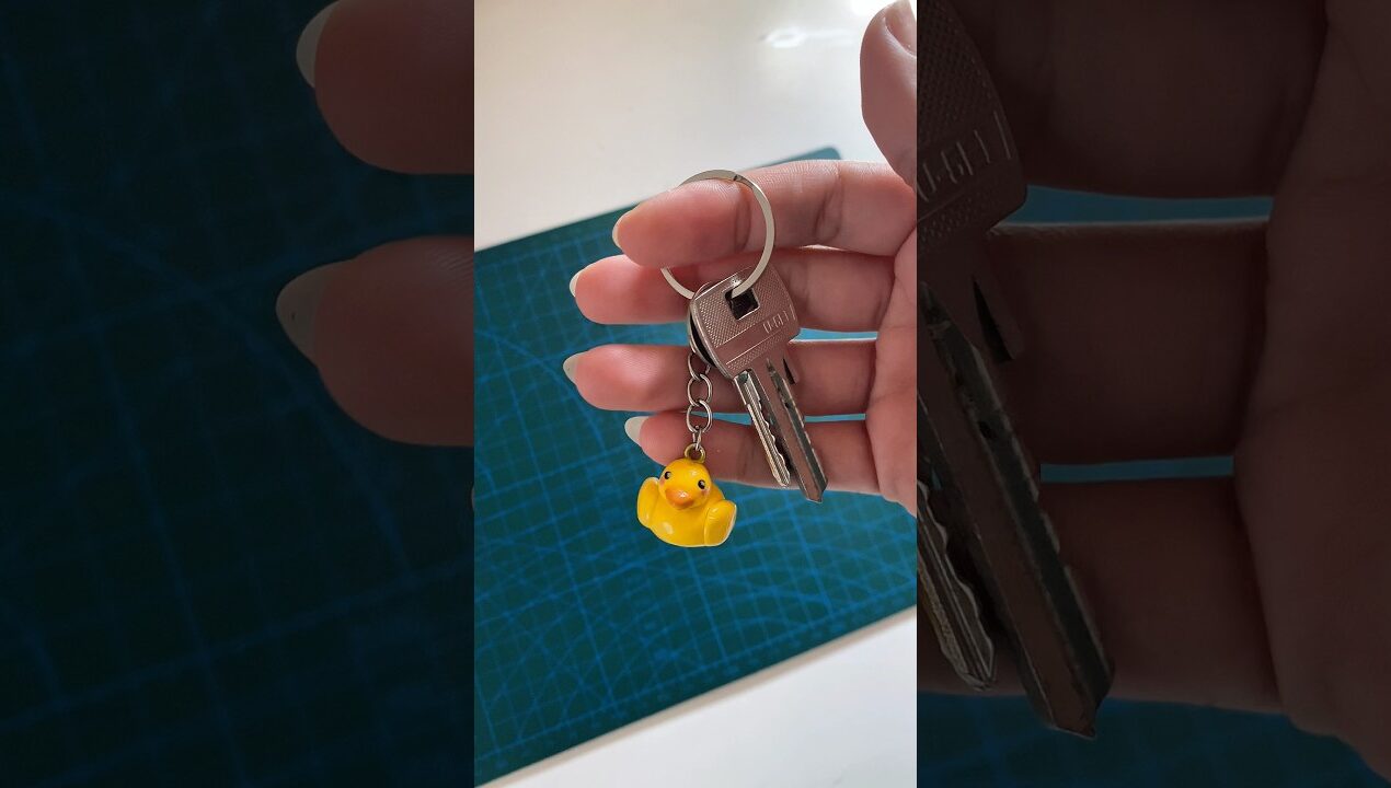 جربت عجينة السيراميك لأول مرة وعملت ميني بطة !!😳 #diy #viral #اكسبلور #shortsart #clayart #art #fyp