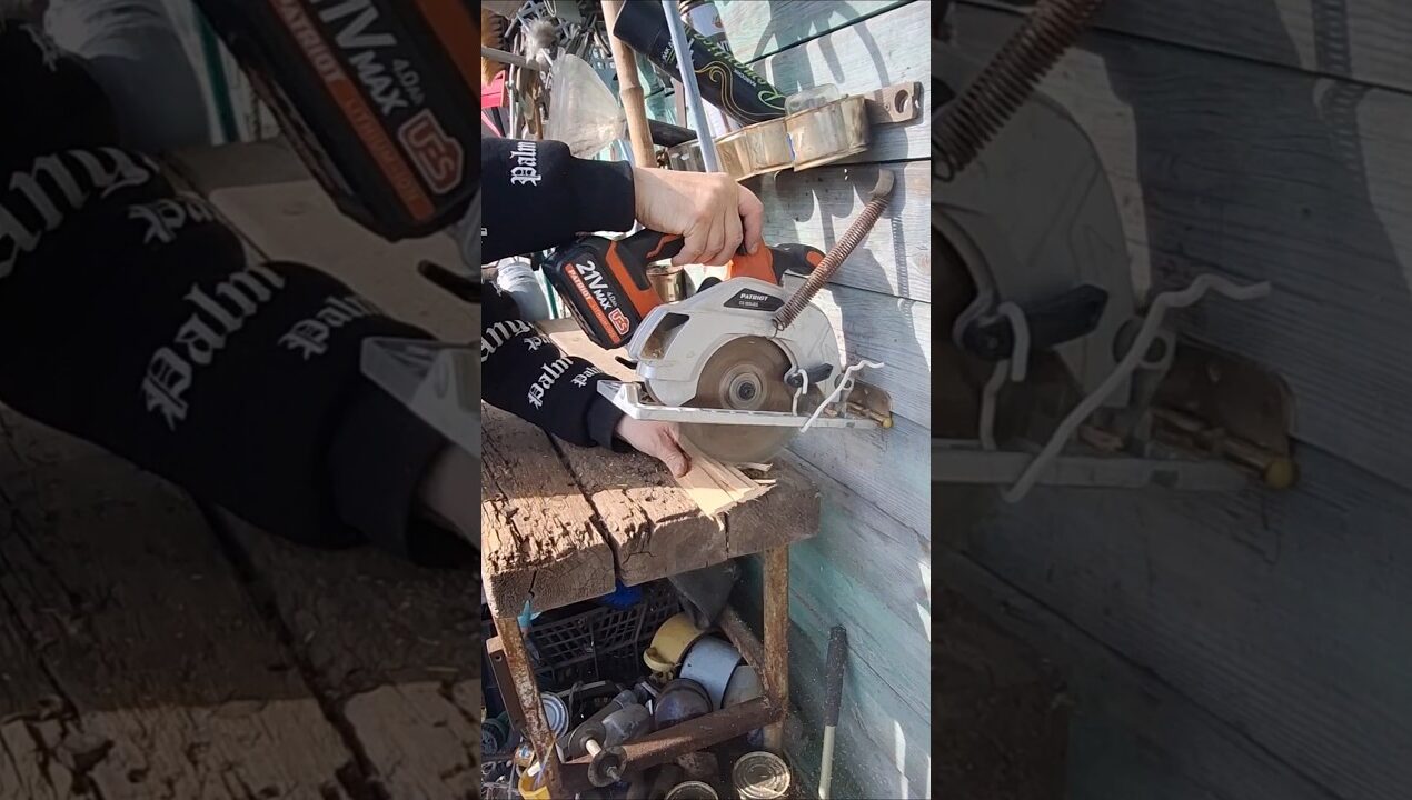 Самоделка Пильный станок своими руками #diy #полезныесоветы #хитрости #врек #shorts