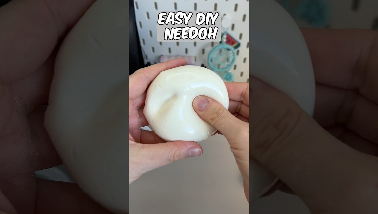 Easy DIY NeeDoh #diyclay #needoh #diysquishy #squishy
