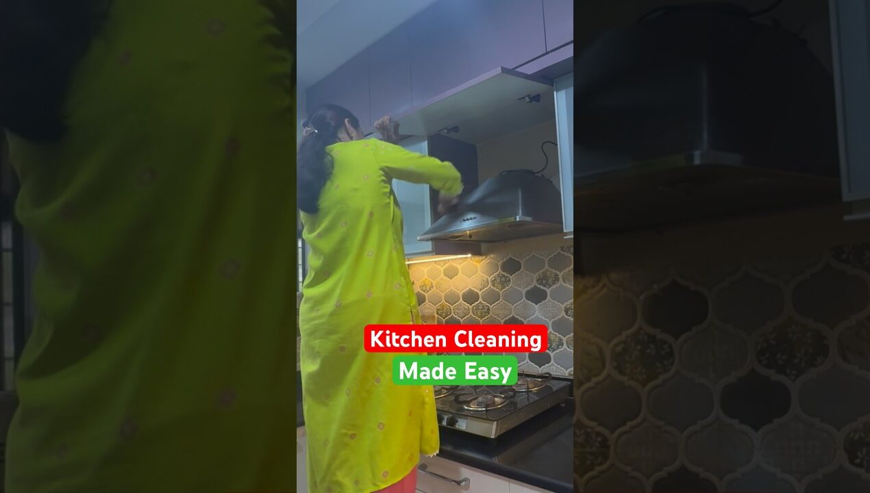 DIY Cleaning Wipes #kitchencleaning #kitchen #cleaning #diy #cleaninghacks #cleaningtips