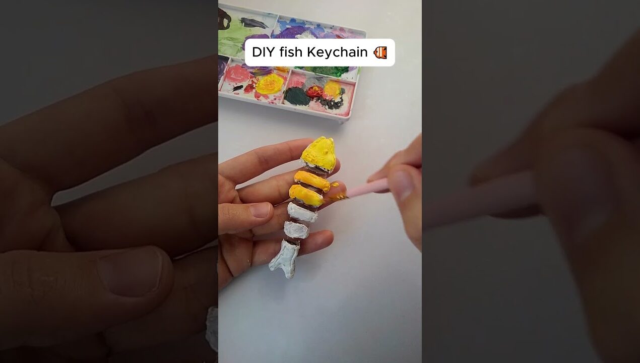 DIY Cardboard FISH keychain🐟/ART ISLAND/easy idea's #diy #handmade #shorts #fish #keychain