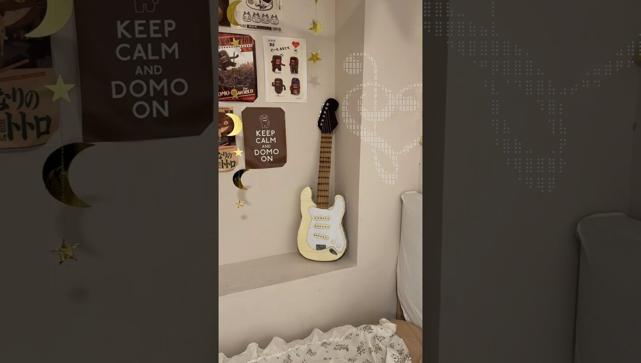 DIY cardboard guitar 🎸🎶 room decor craft