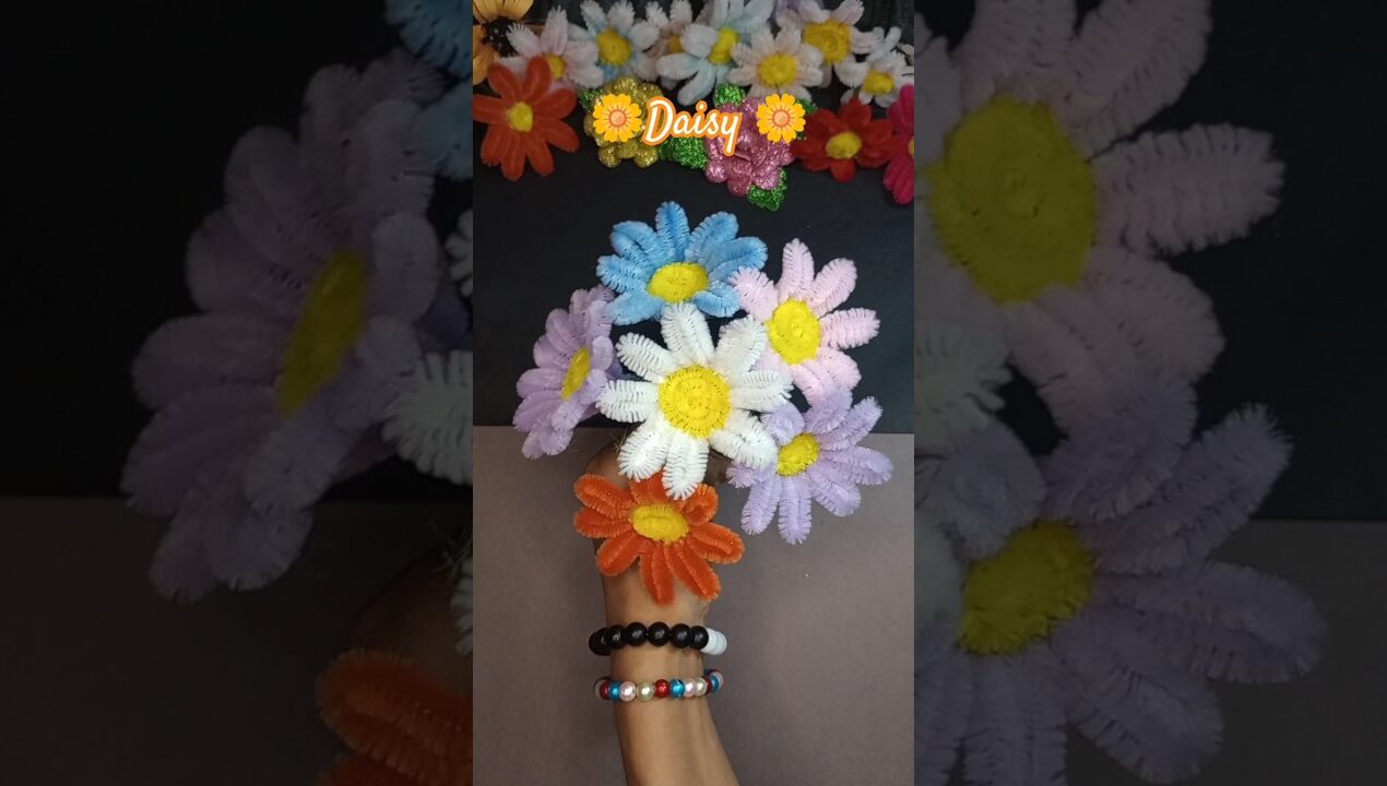 DIY Cut Pipe Cleaner Flower #diy #explore #flower #craft #artshorts #tutorial #trending #art #ideas