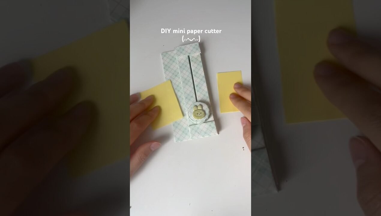 DIY mini paper cutter!! #diy #diycrafts #craftideas #craft #diyideas #crafting #papercraft