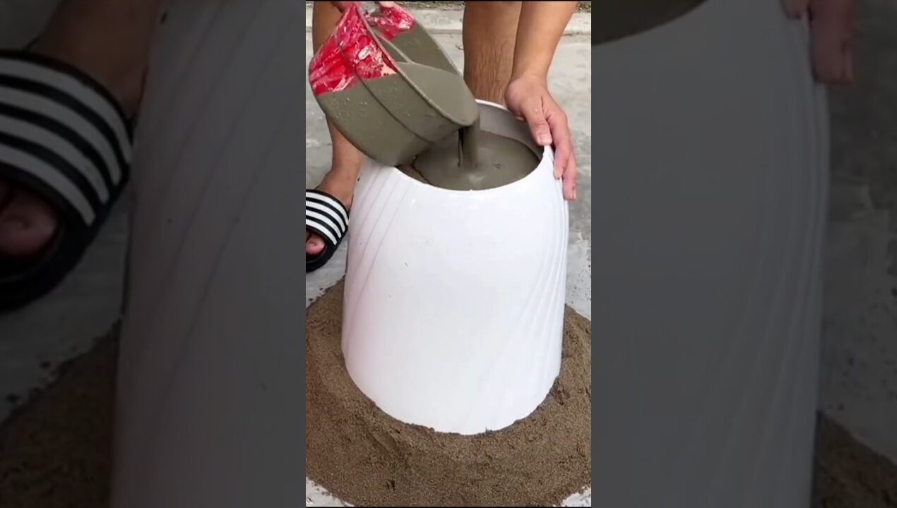 Easy DIY Cement Flower Pot for Garden Decor | DIY Garden Ideas 🪴🌹🌿 #shorts #garden #diy #trending