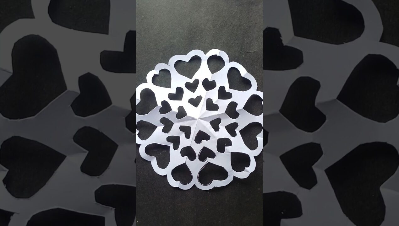 How to make snowflake out of paper❄️paper craft ideas✂️ #snowflakes #shorts #drawing  #viralshorts