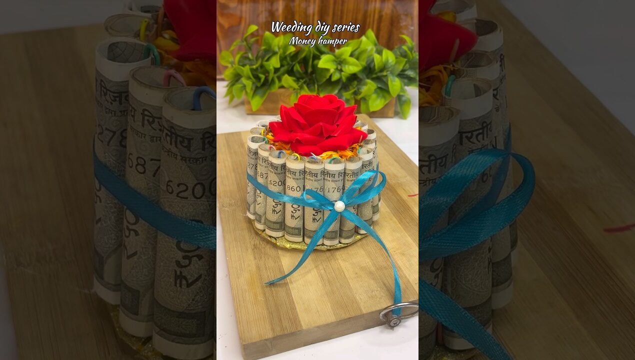 Money Gift Hamper for Weeding | Money Gift Tutorial #shorts#diyideas  #weedinghamper#craftideas
