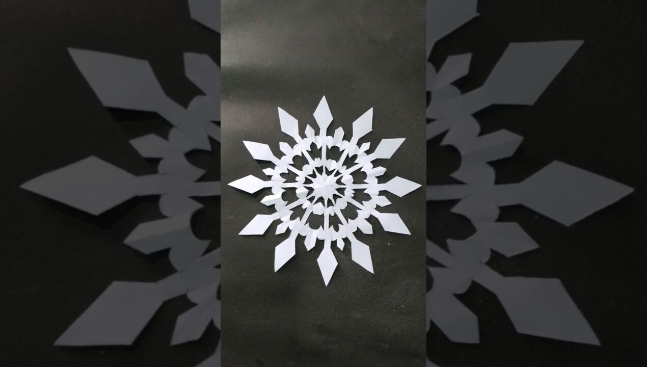 Don't Throw Away Paper! Try This Creative Idea Instead 🪄🎨🌟 #artofhandmade #handmade #diy #craft