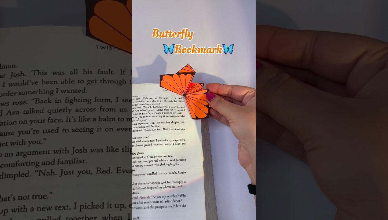 Butterfly bookmark 🦋❤️| #diy #bookmark #papercraft #origami | Muskan bhola |