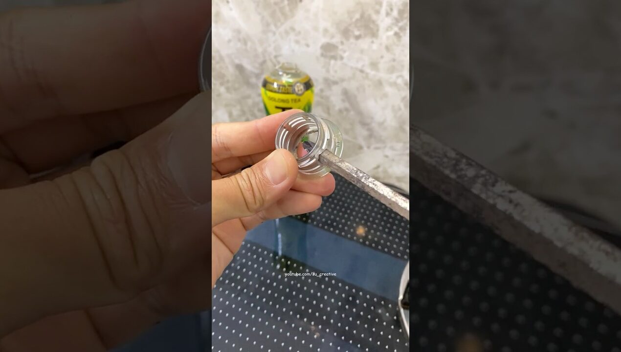 Brilliant DIY using a plastic bottle #creative #ideas #diy #tricks #lifehacks #plasticbottle