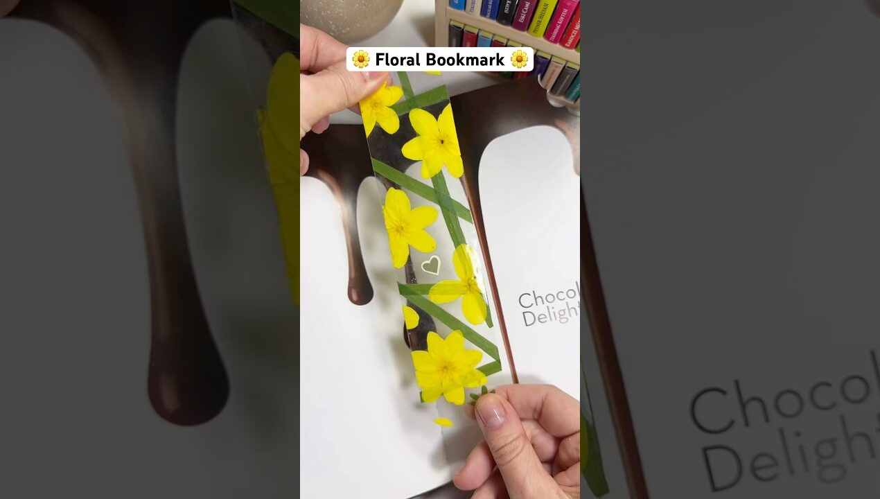 🌼 How to Make Beautiful Floral Bookmark • Handmade Gift Ideas