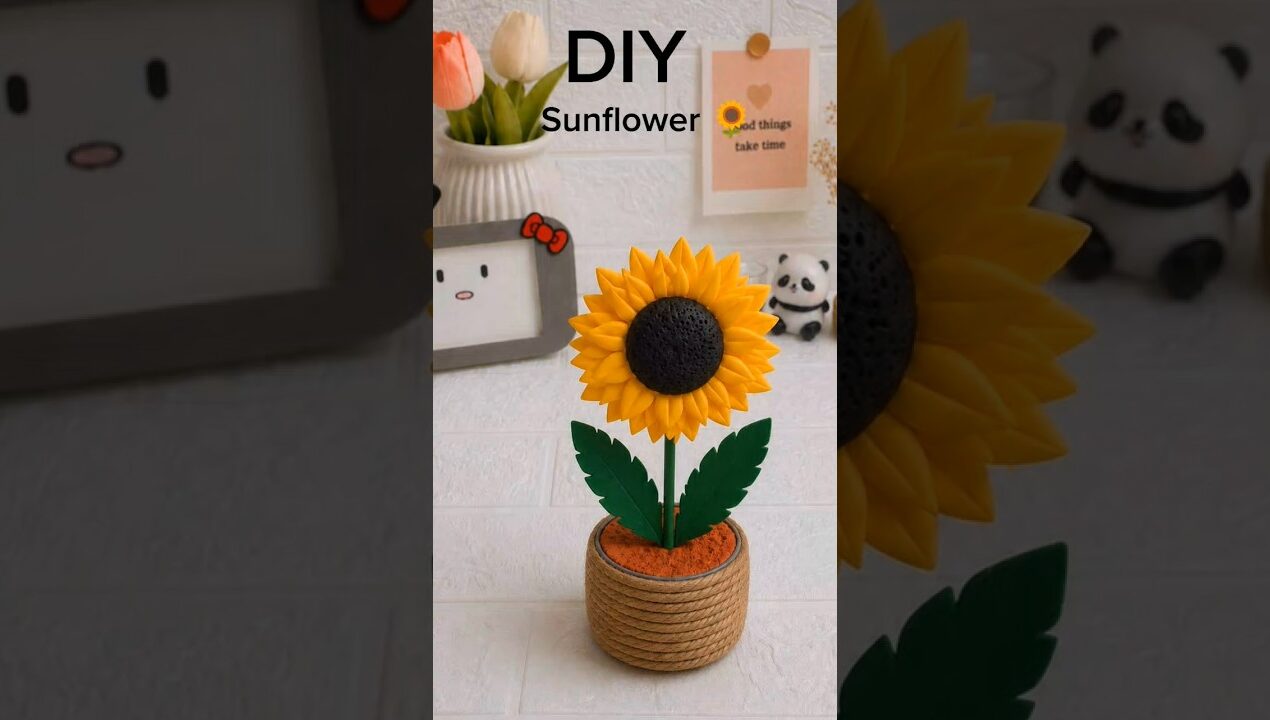 DIY Clay Sunflower 🌻#sunflower #diy #craft #homedecor #shorts #artificialplant #shortsfeed #clay