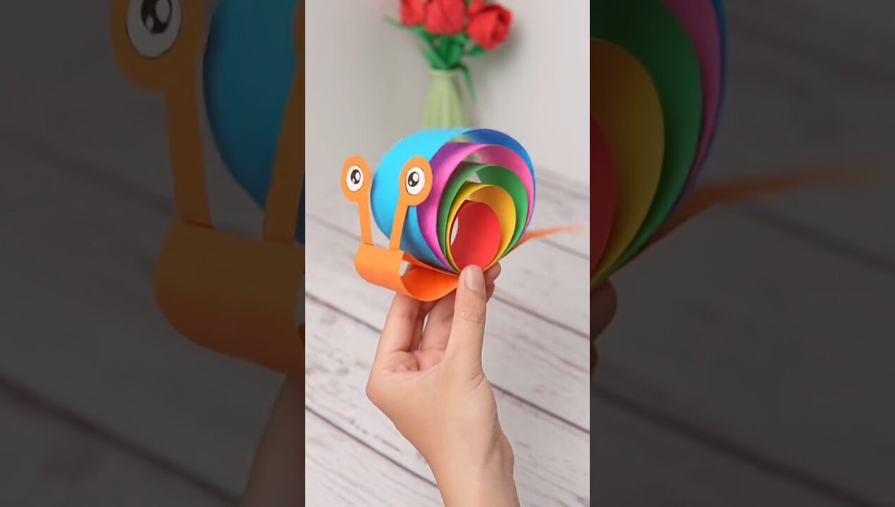 🐌✨ Amazing Colorful Paper Snail Craft! Easy DIY for Kids 😍 #shorts