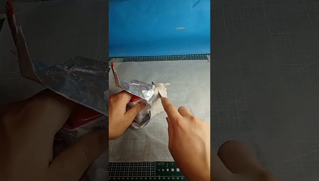 dayanamadım oğlumun son çikolatasını yedim uyanmadan yerine heykelini yaptım #reklamdeğildir #diy