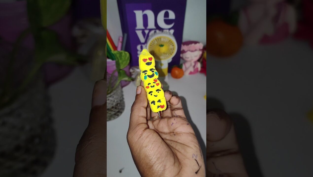 Smily pen ഉണ്ടാക്കിയാലോ😍😁#craftmalayalam #craftyhome #craftideas #claycraft #diyideas #candlecraft