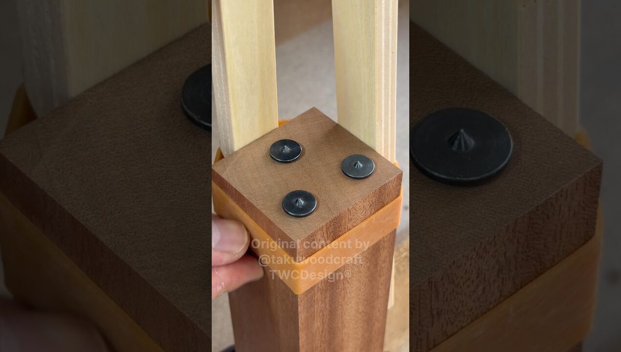 A Rubber Band Tip for Dowel Joints #shorts #woodworking #diy