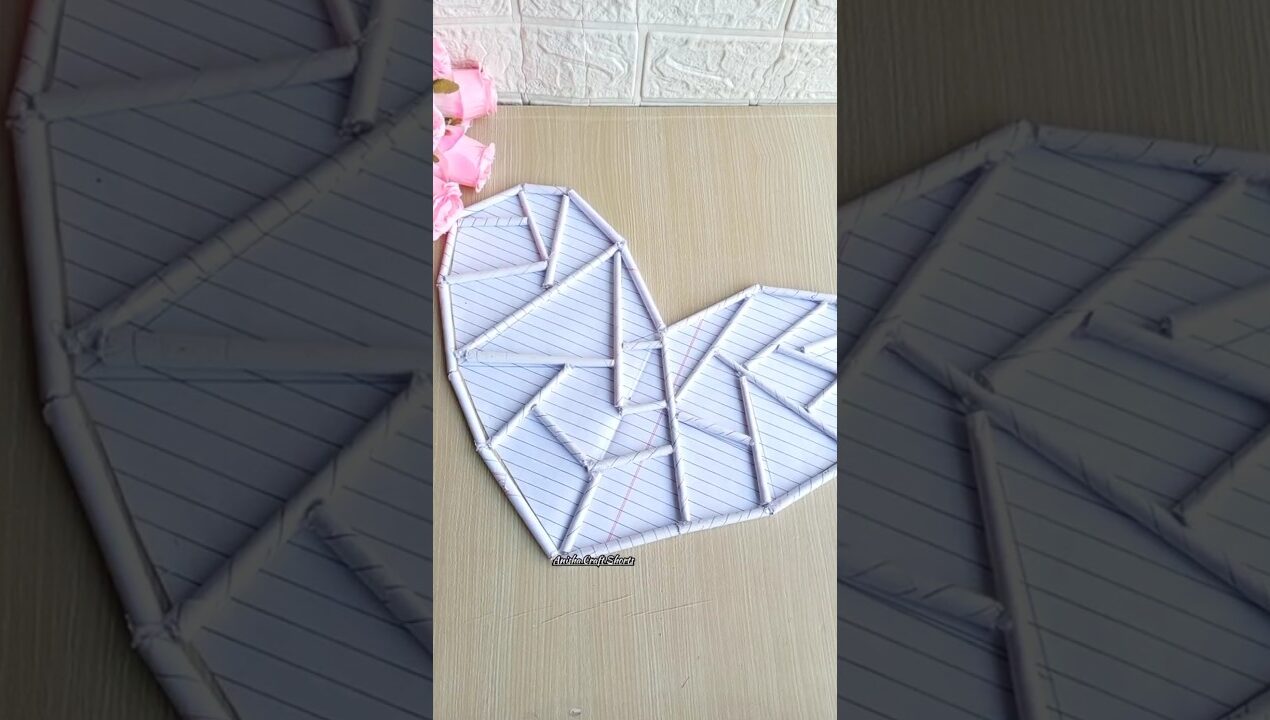Notebook paper wall decor/decor idea ✨😱#diy#craft #shorts#youtubeshorts#viral#trendingshorts#decor