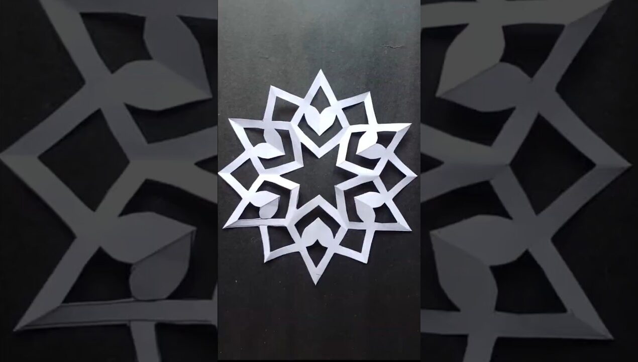 How to make paper snowflake❄️paper craft ideas ✨ #shorts #snowflakes #diy #papercrafts #drawing