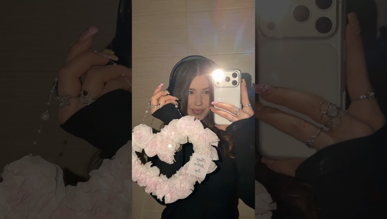 DIY Mother’s DAY Gift CUTE Flower HEART Using TOILET Paper