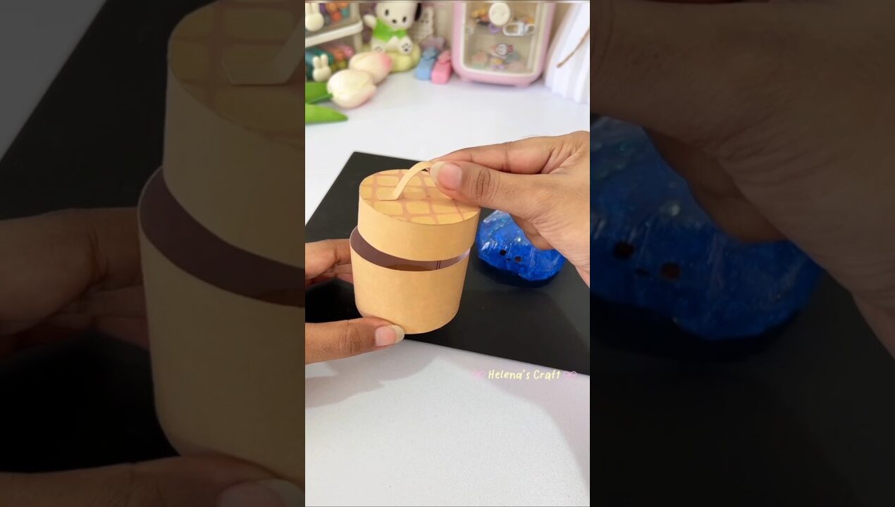 Viral Dumpling Squishy 🥟 #diy #shorts #craft #helenascraft #diyideas