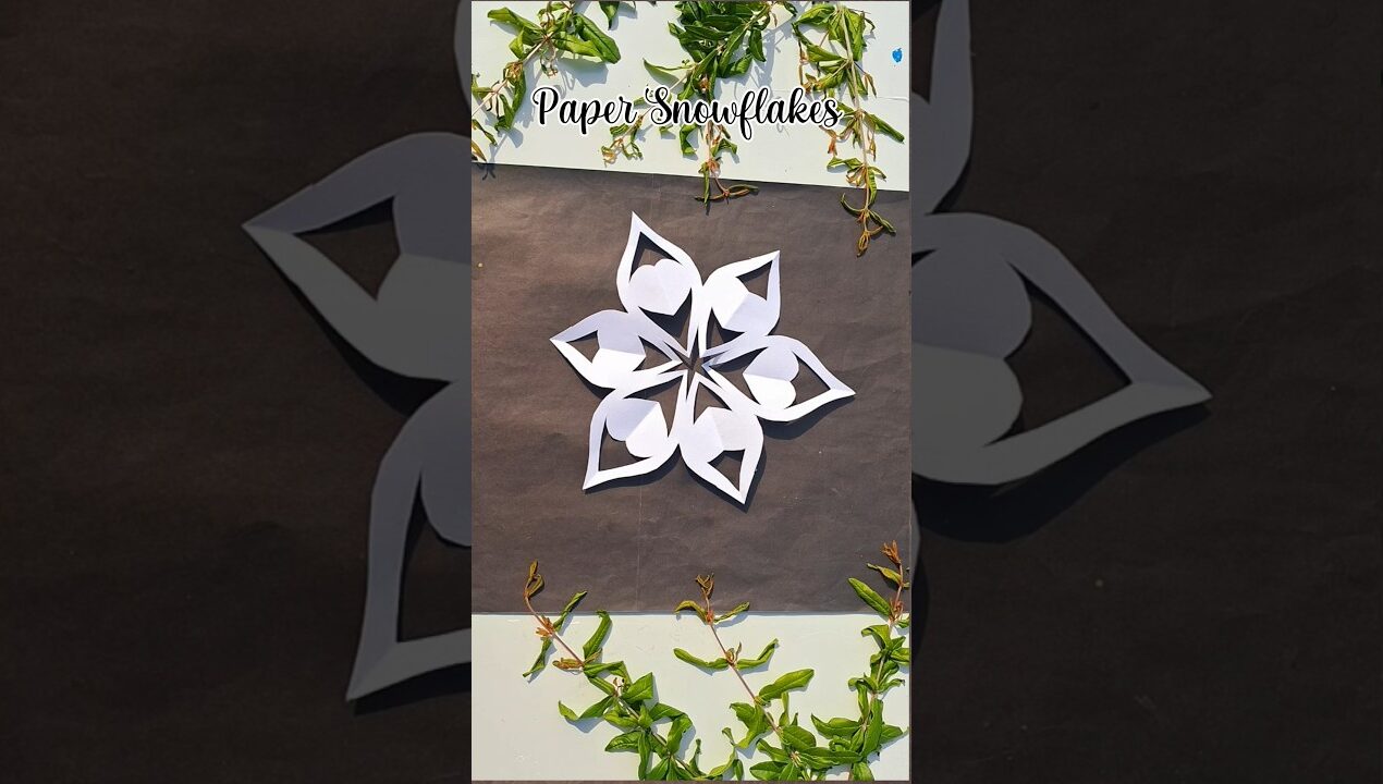 ❄️ Beautiful Paper Snowflake Cutting – Easy DIY Craft!#shorts #papercraft #snowflakes